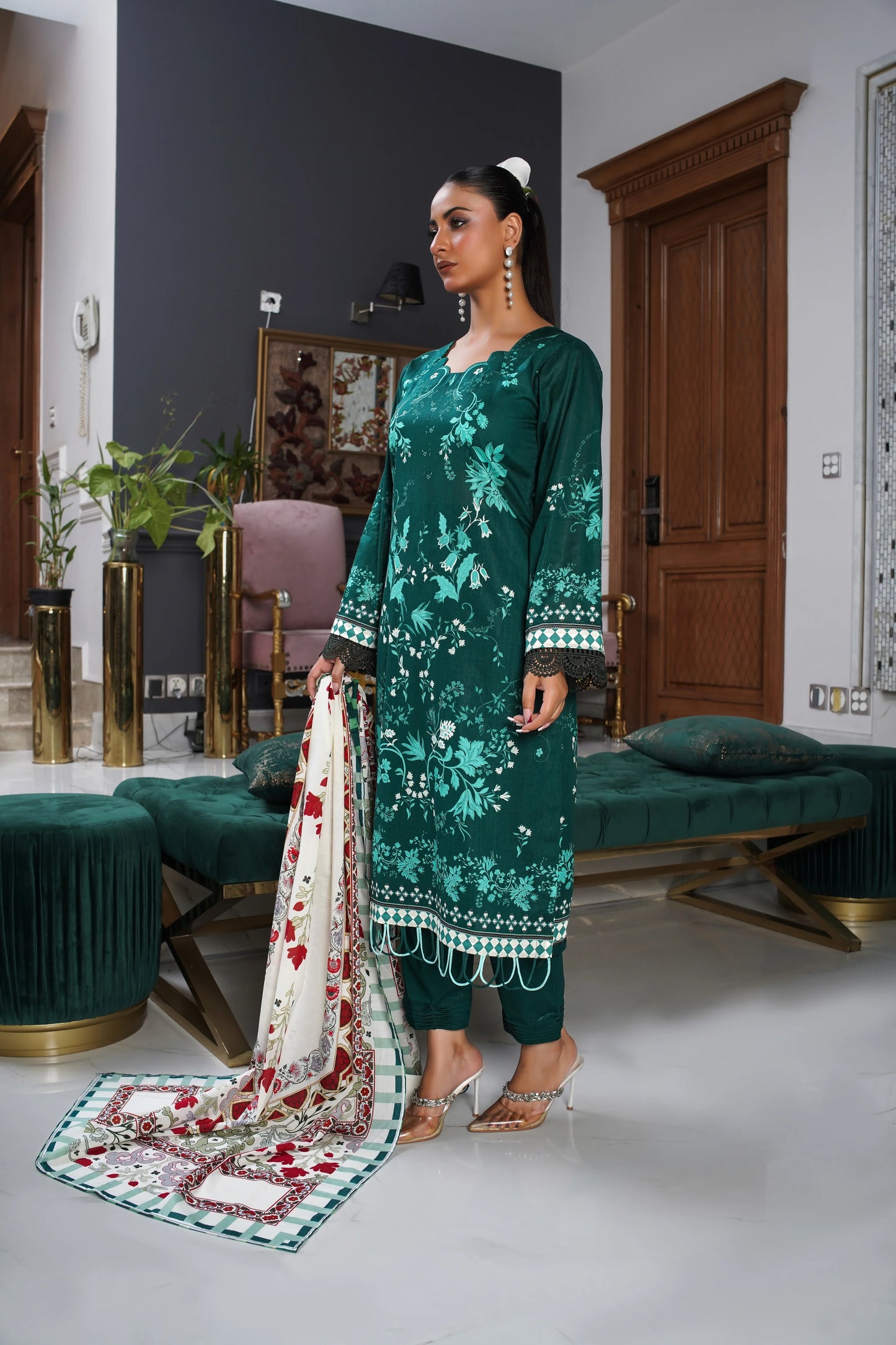 Emerald Drape